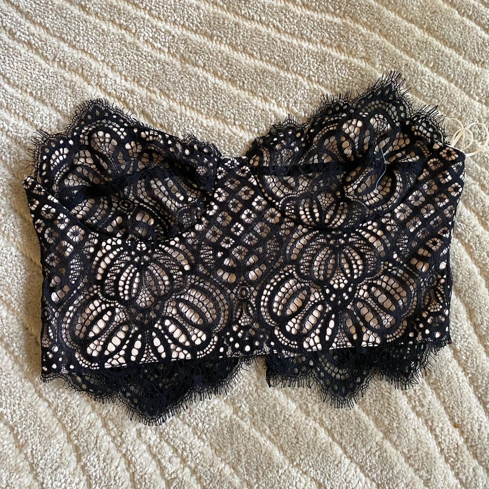 Superdown kendall lace crop top